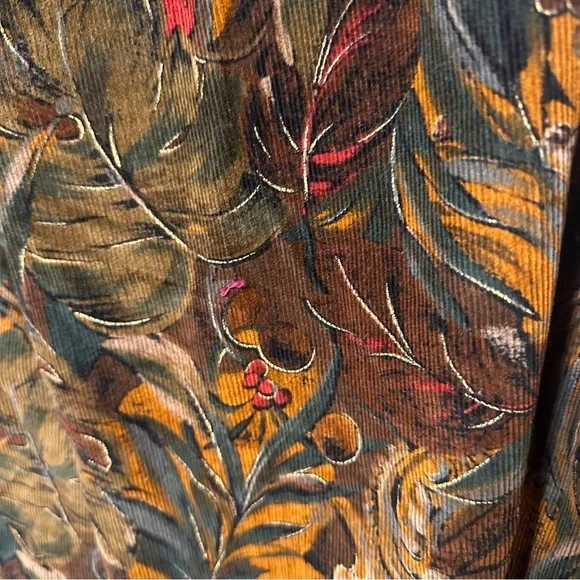 Size 2 /4 Vintage Berries and Leaves Corduroy Fabric Skirt - Picture 3 of 6